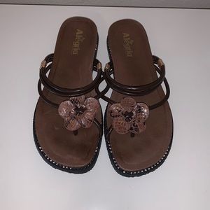 Alegría Women’s Sandals brown size 9
